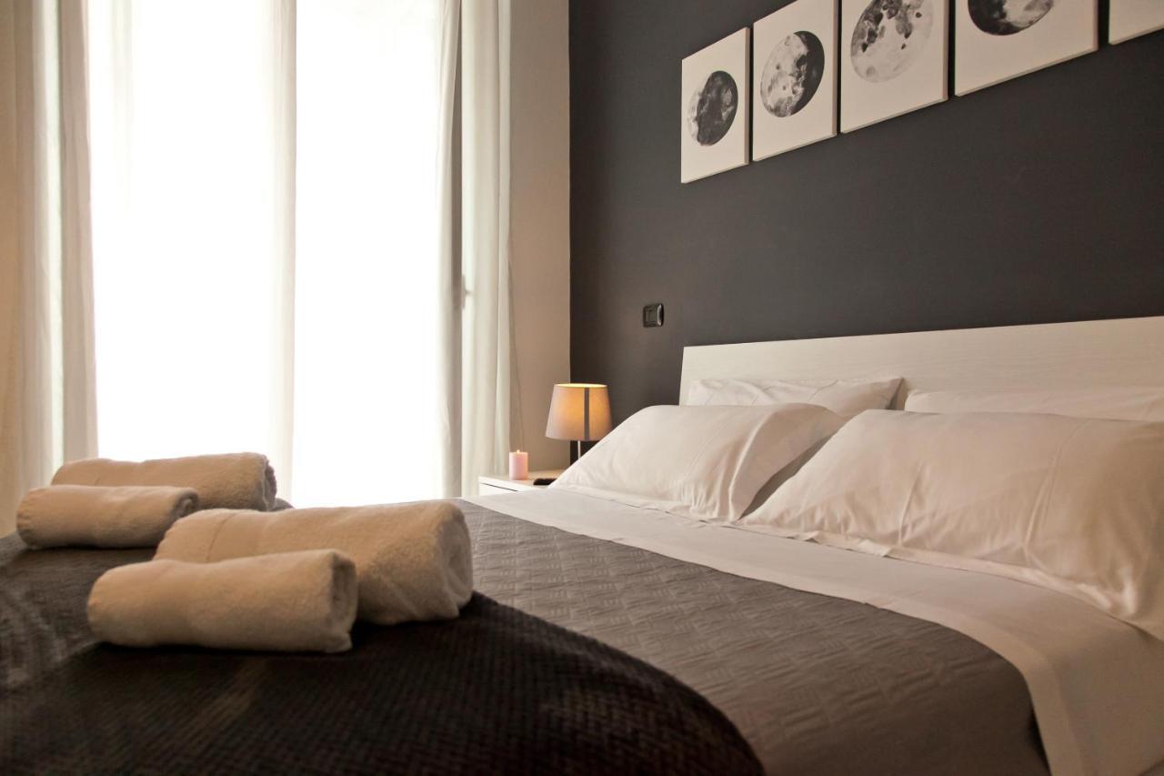 Le Corti Di Napoli Apartments Eksteriør bilde