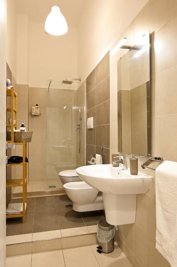 Le Corti Di Napoli Apartments Eksteriør bilde
