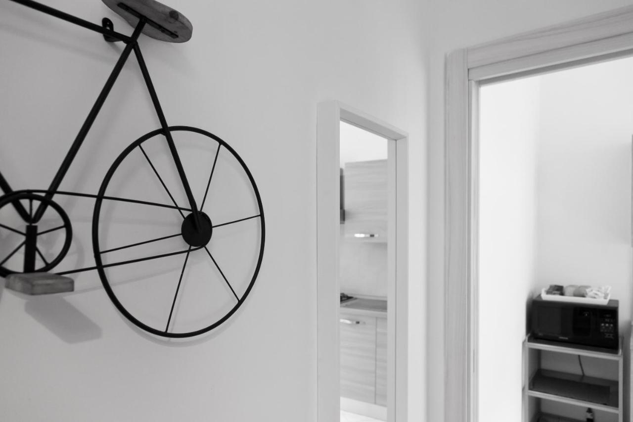 Le Corti Di Napoli Apartments Eksteriør bilde