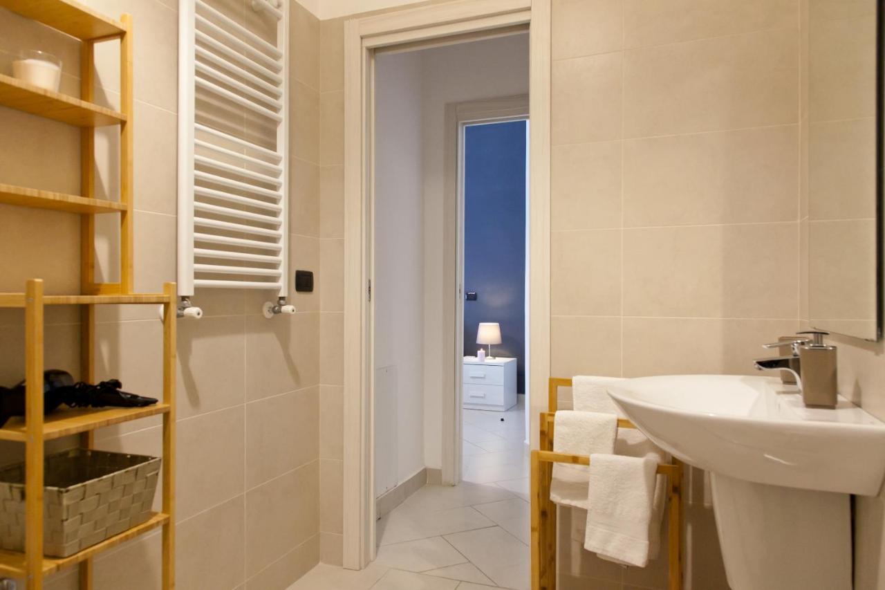 Le Corti Di Napoli Apartments Eksteriør bilde