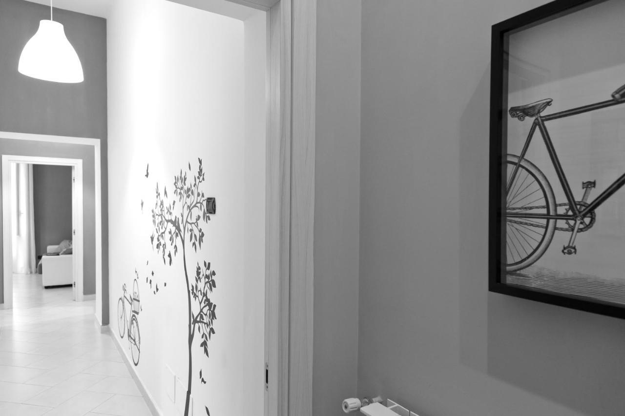 Le Corti Di Napoli Apartments Eksteriør bilde
